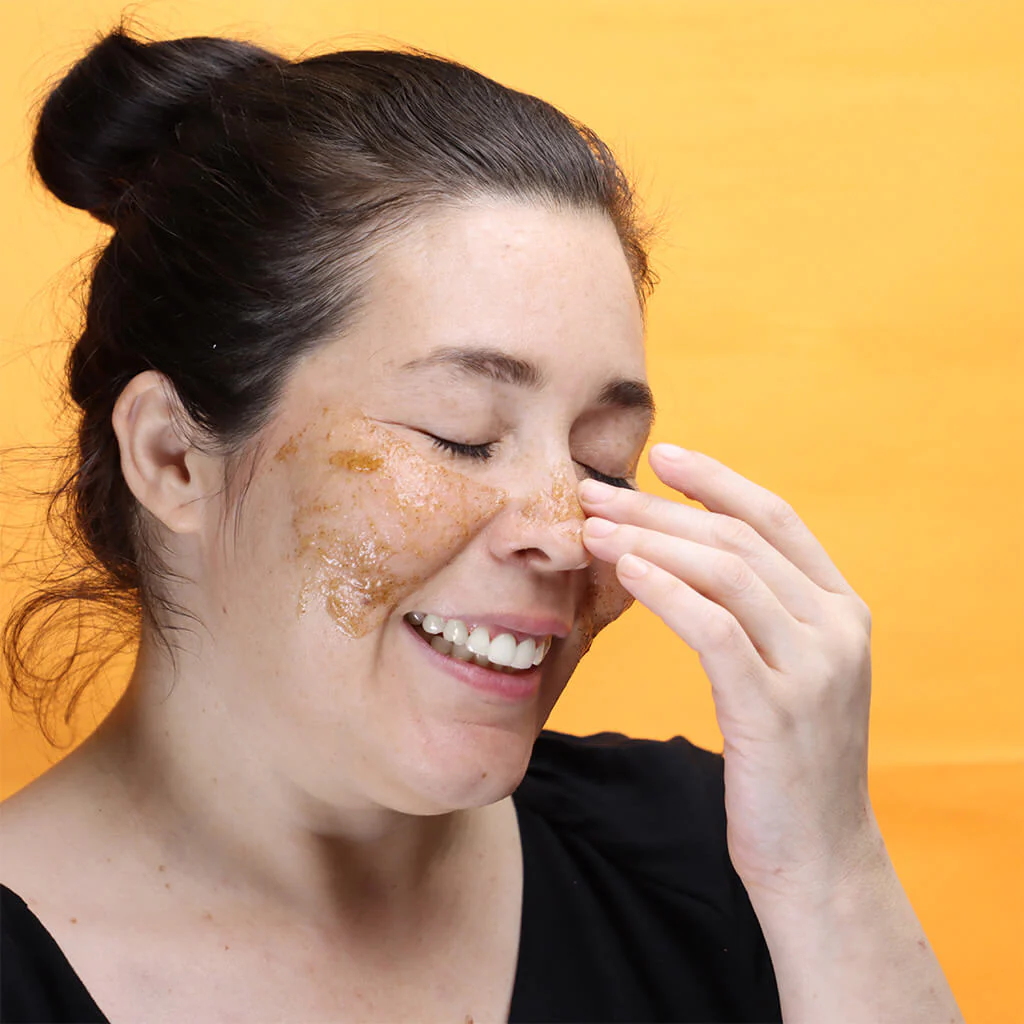 Citrenis Clean and Bright Skin-Buffing Gelly - Image 4
